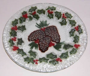 Pine Cone and Holly 9 inch Plate